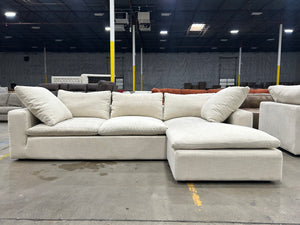 Living Spaces Shuffle II Sofa w/Reversible Chaise (Beige)