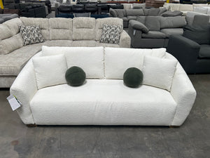 Thomasville Haver Sofa (Cream)