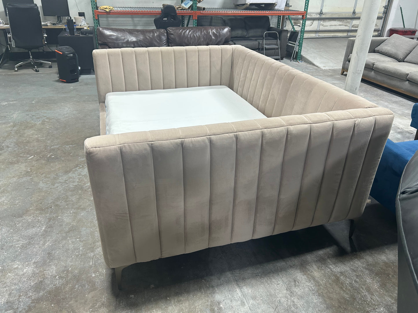 Pottery Barn Peach Velvet Full-Size MCM Daybed