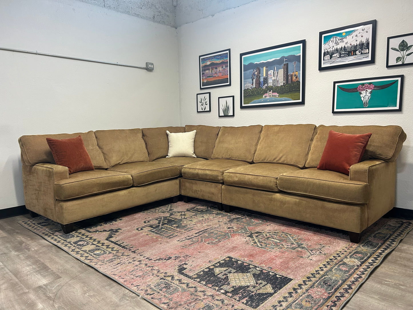DESIGNER BRAND Joe Ruggiero Collection Modular Beige L-Shaped Sectional
