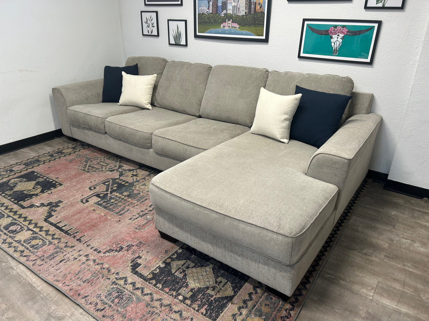 Contemporary Light Gray Chaise Sectional