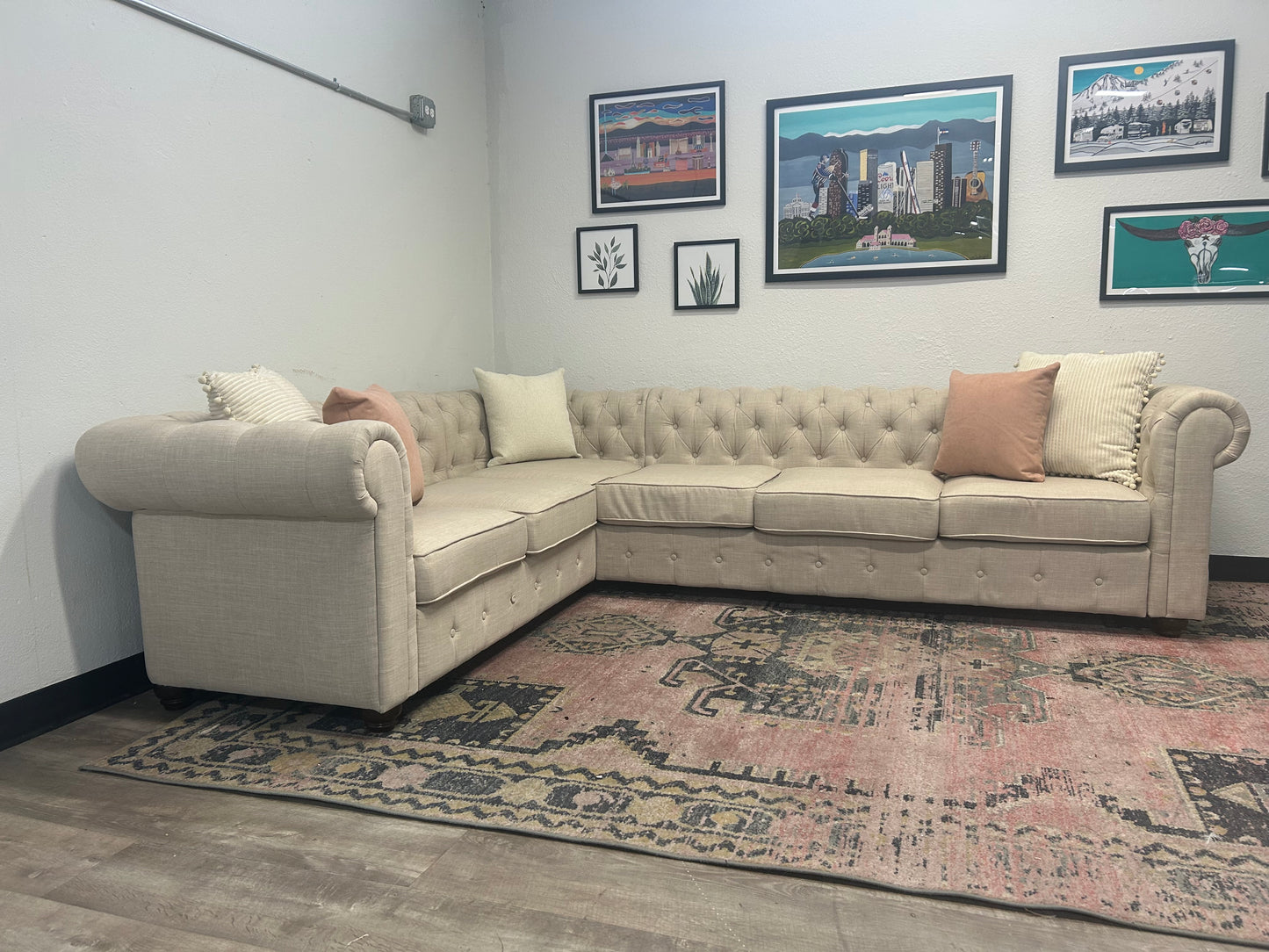 ELEGANT Beige L-Shaped Chesterfield Sectional