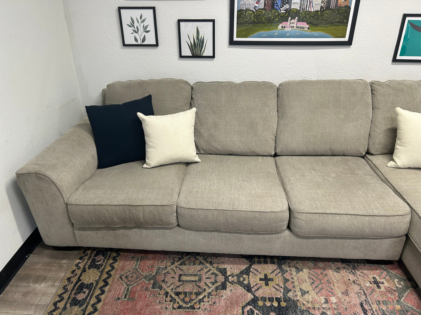Contemporary Light Gray Chaise Sectional