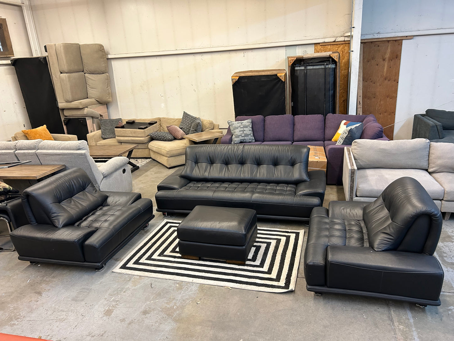 Zuri Furniture Black Leather Couch And Chairs Set