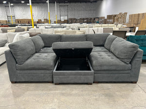 Thomasville Tisdale 6-Piece Modular Sectional w/Storage Ottoman