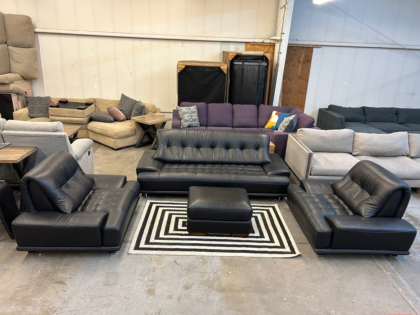 Zuri Furniture Black Leather Couch And Chairs Set