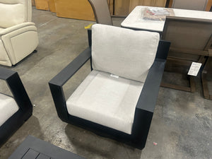 Henredon Calis 4-Piece Patio Set