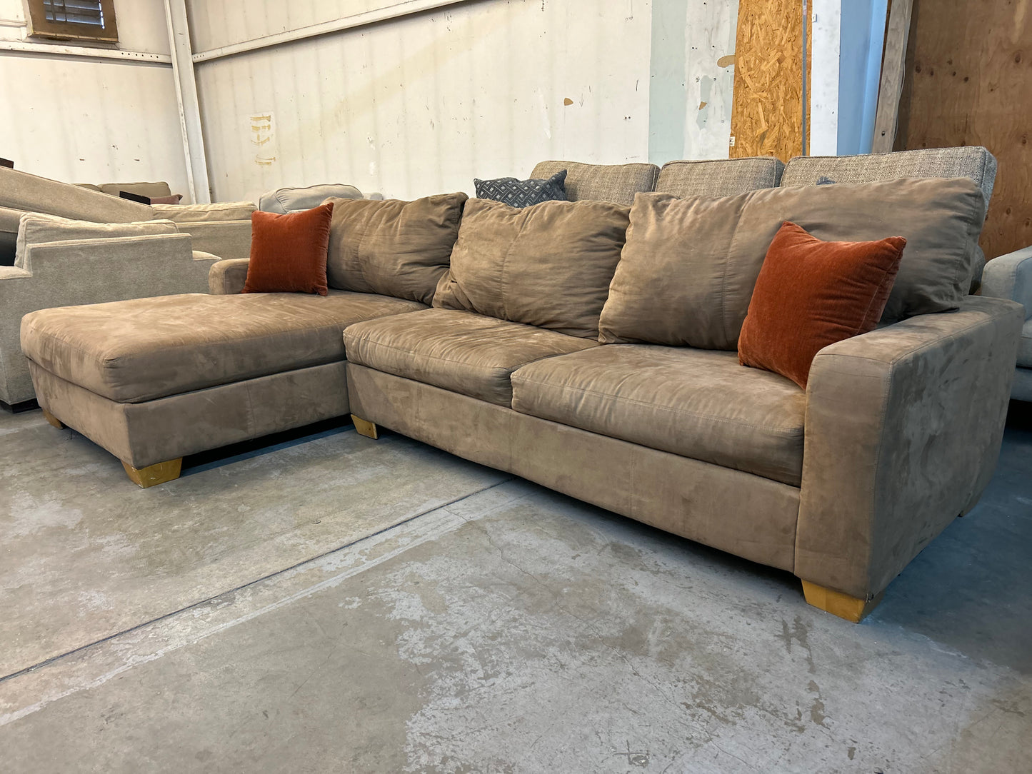 Brown Sleeper Chaise Sectional