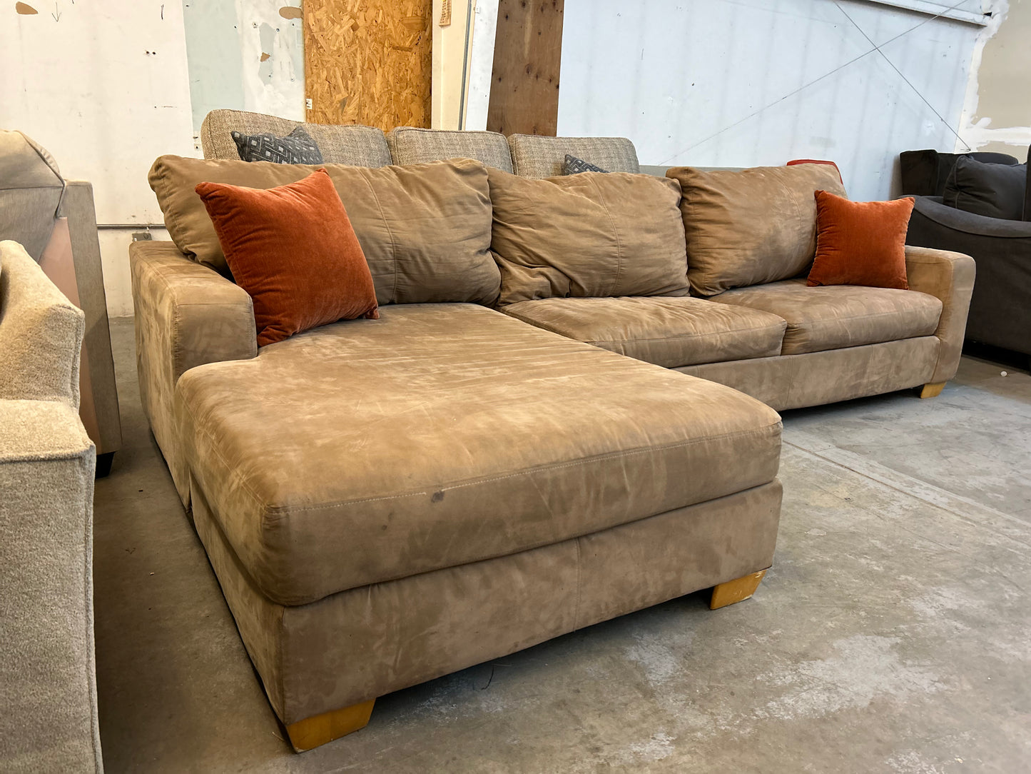 Brown Sleeper Chaise Sectional