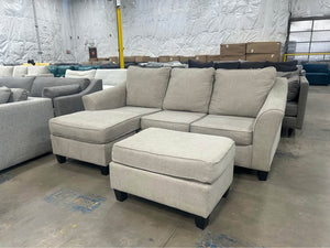 Light Gray Reversible Chaise Sectional w/Ottoman