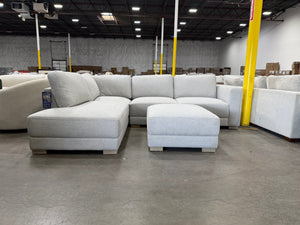 Synergy Drayden Fabric Sectional w/Ottoman