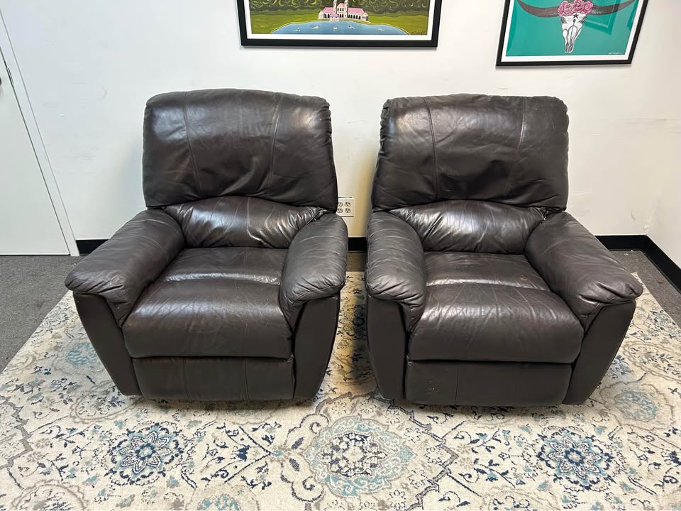 2-Pc Dark Brown Leather Recliner Chair Set