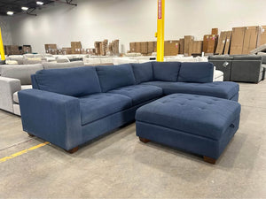 Thomasville Devyn Fabric Sectional w/Storage Ottoman (Navy)