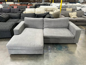 Henredon Essex Hill Sofa Chaise (Gray)