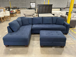 Thomasville Devyn Fabric Sectional w/Storage Ottoman (Navy)