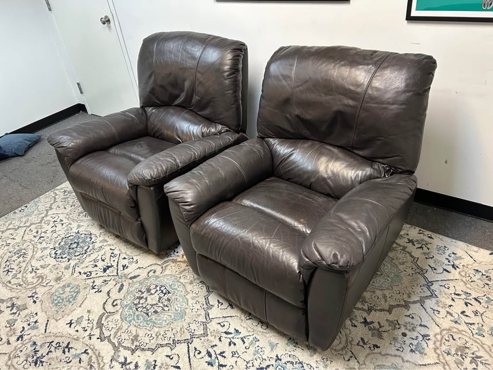 2-Pc Dark Brown Leather Recliner Chair Set