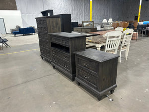 3-Pc Dresser & Nightstand Bedroom Set