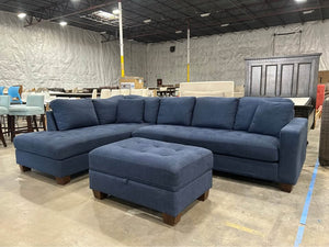 Thomasville Devyn Fabric Sectional w/Storage Ottoman (Navy)
